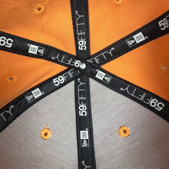 Vintage New Era NFL 59FIFTY Tampa Bay Buccaneers Snapback Cap Size 7 1/8 Orange - Picture 12 of 13